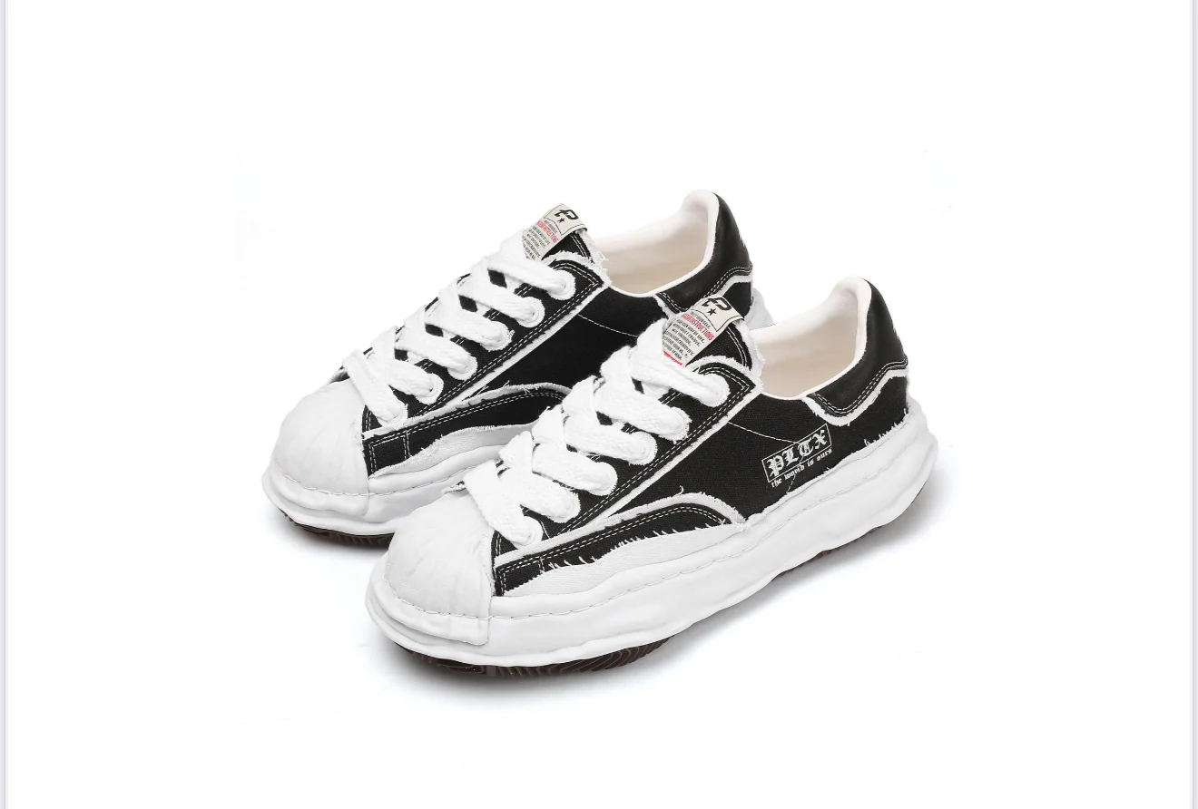 Politics Shoes - Shell Monster - Black  - 423 - Image 4